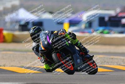 media/Oct-09-2022-SoCal Trackdays (Sun) [[95640aeeb6]]/Turn 2 (1110am)/